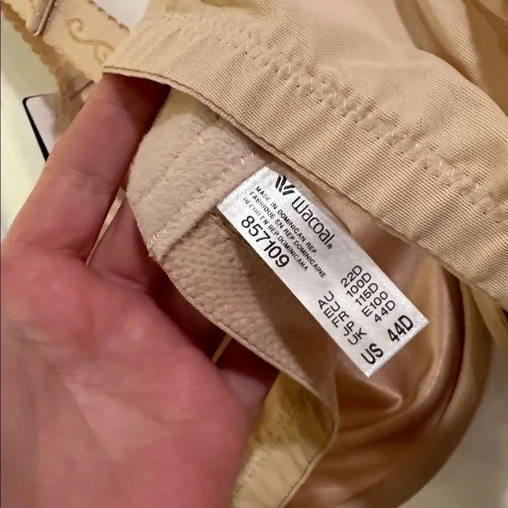 Wacoal Full Figure Simple Shaping Minimizer Bra Underwire 857109 Sand NEW 44D